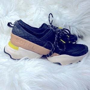 SOREL I Black & Sea Salt
Kinetic Impact Sneaker -
Women 7.5